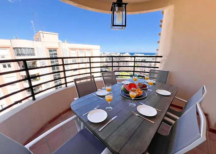Apartment In Marbella Center With Sea Views