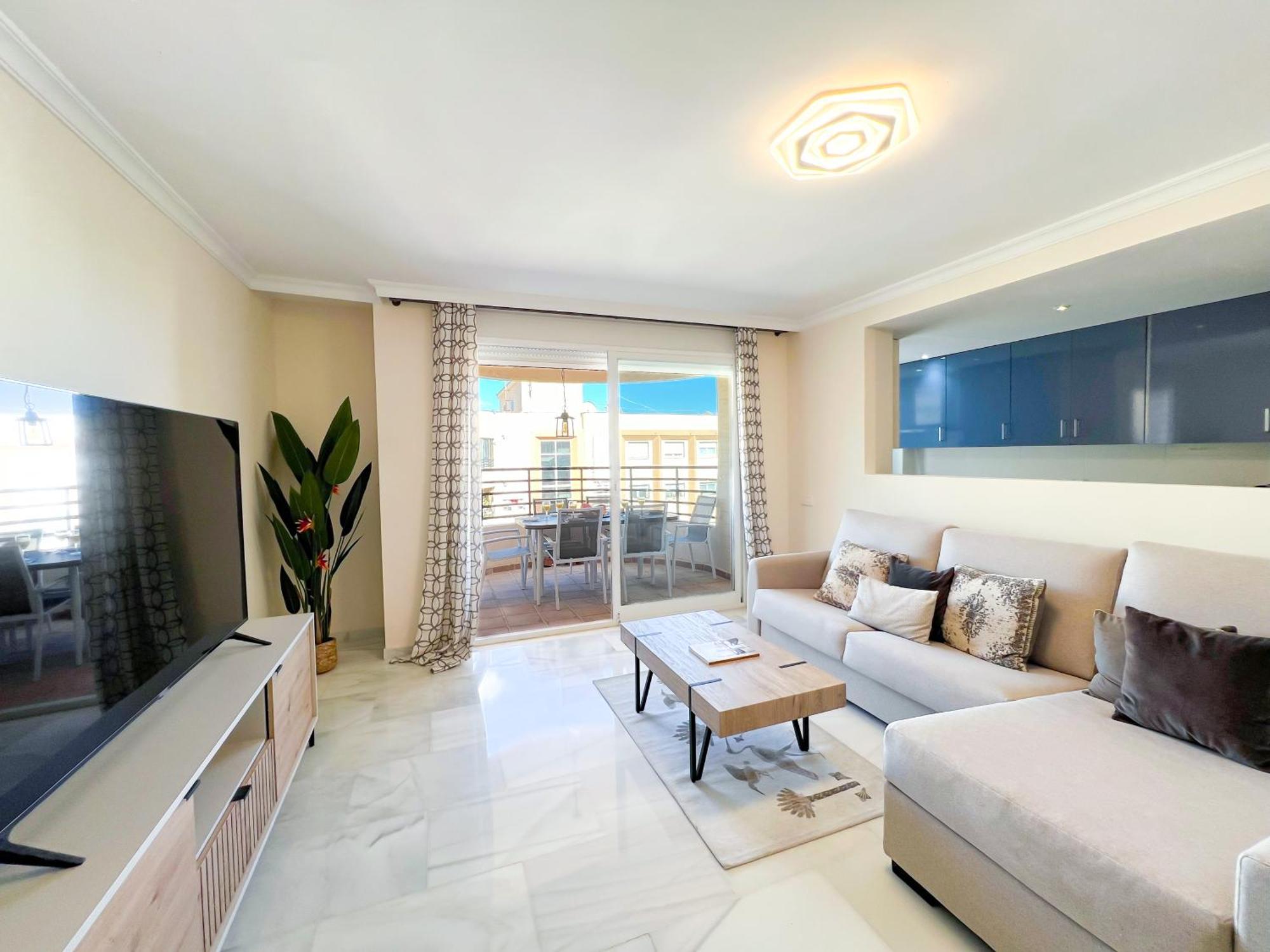 In Center With Sea Views Apartment *